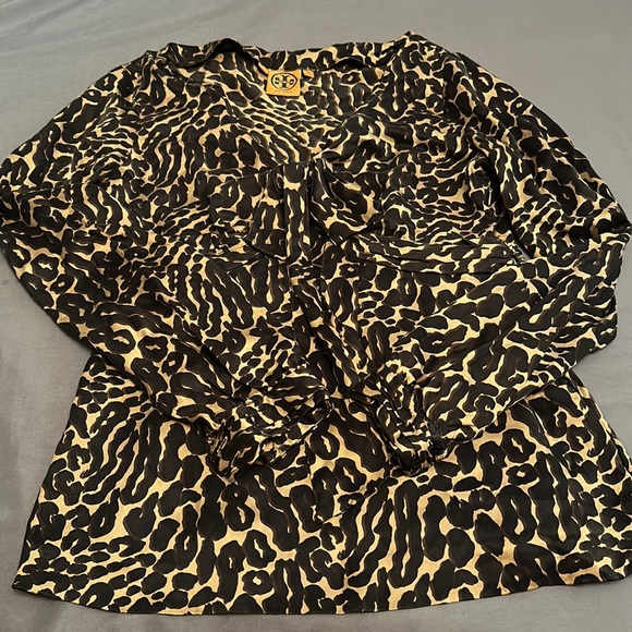 NWOT Tory Burch Silk Leopard Front Tie Blouse - Picture 6 of 6